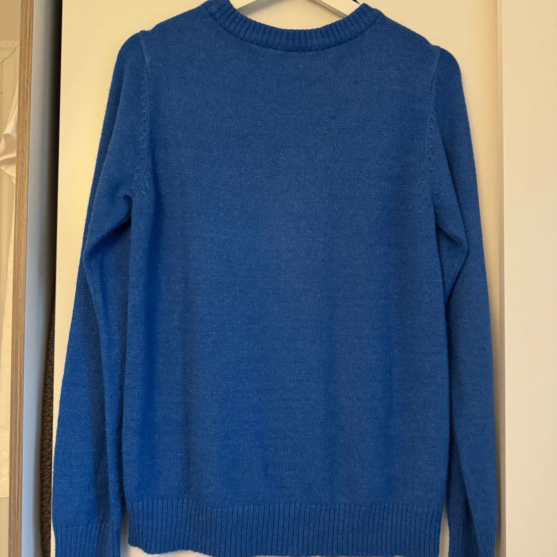 Blå stickad tröja från Vila - 1