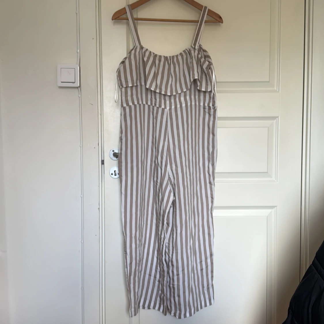 Randig jumpsuit från Zara Basic - 1