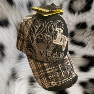 Cool keps - Super fin keps med prislappen kvar och super fon design