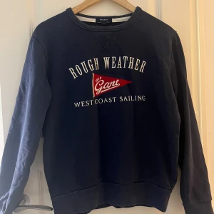 Marinblå tröja från Gant - Marinblå, bra skick