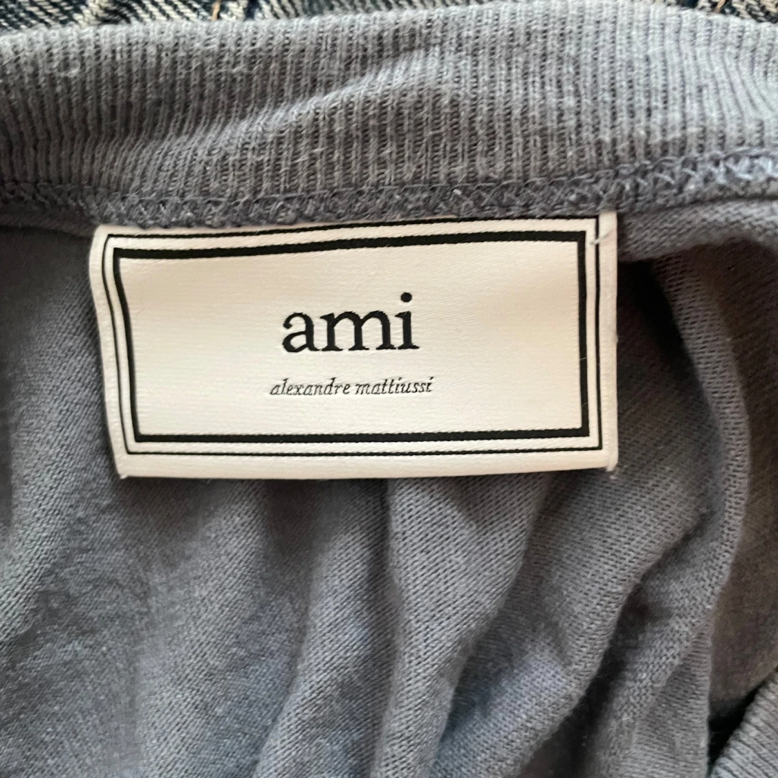 Blå t-shirt från Ami  - 2