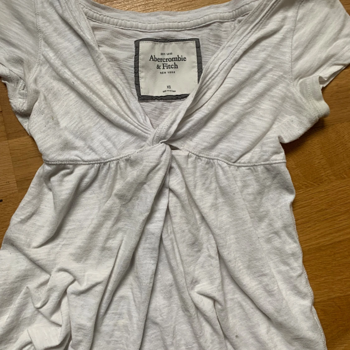 Vit twistad topp Abercrombie & Fitch XS - 1