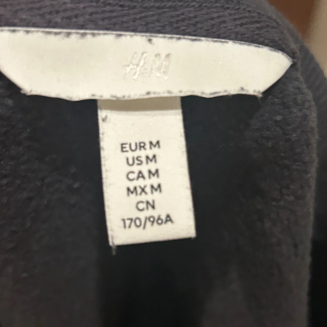 Grå sweatshirt från hm - 1