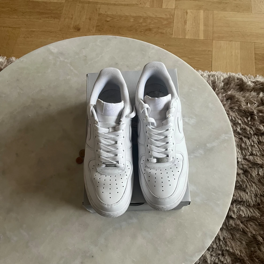 Nike Air Force 1 helvita sneakers - 1