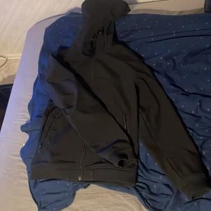 Svart jack and jones jacka - Nytt skick 