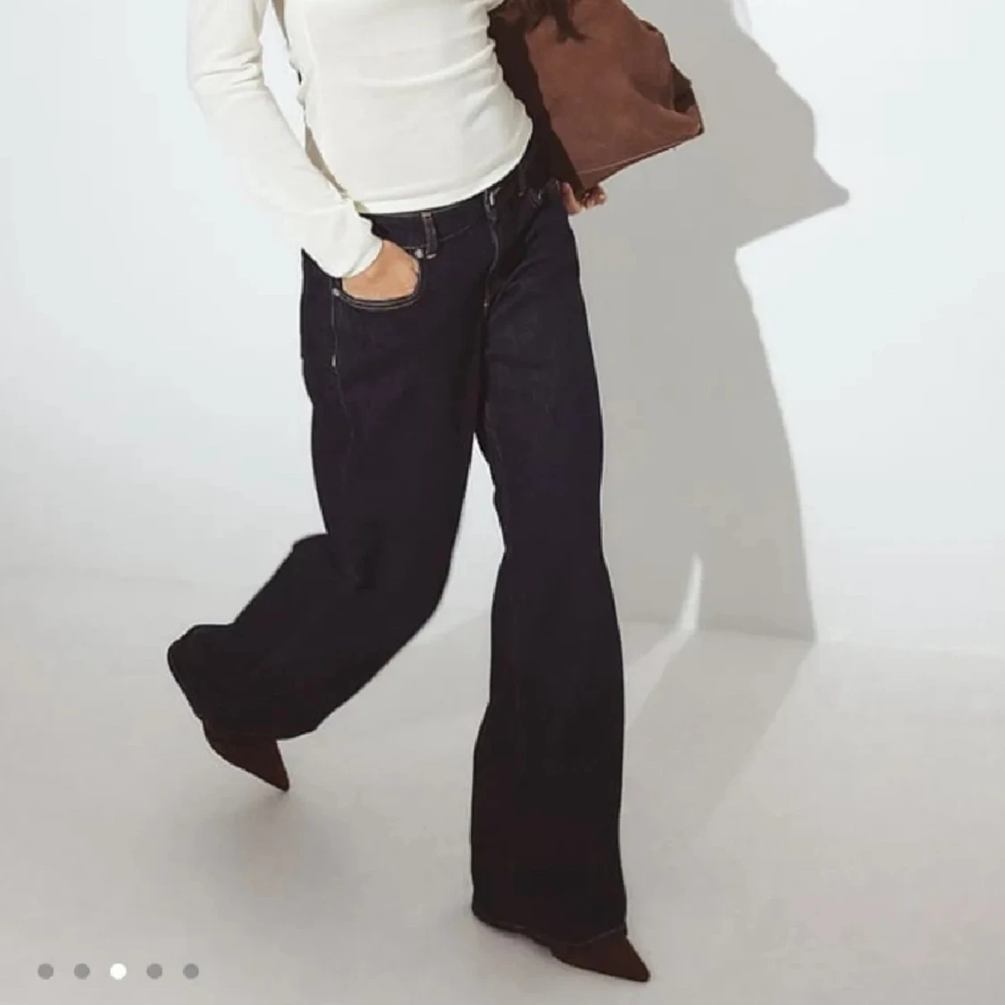 Lågmidjade jeans från NA-KD - 3