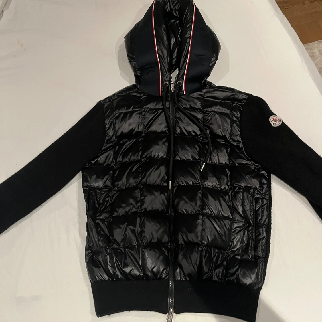 Svart quiltad pufferjacka från Moncler - 2