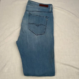Replay jeans - Replay jeans, Stl:W30, modell: Luzen. Inga skador