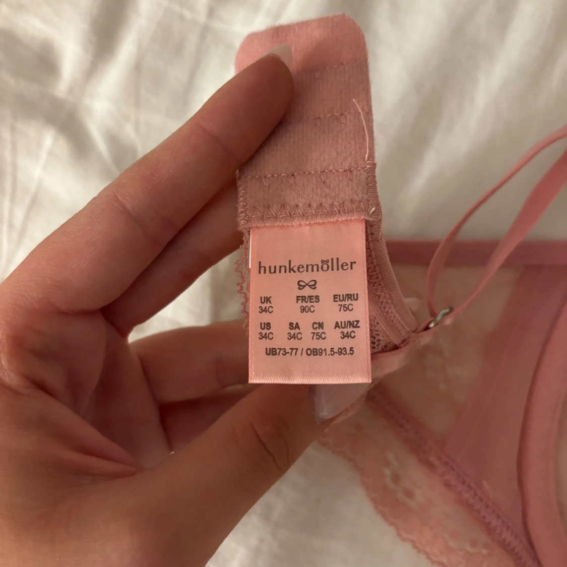 Rosa spetsbh från Hunkemöller - 2