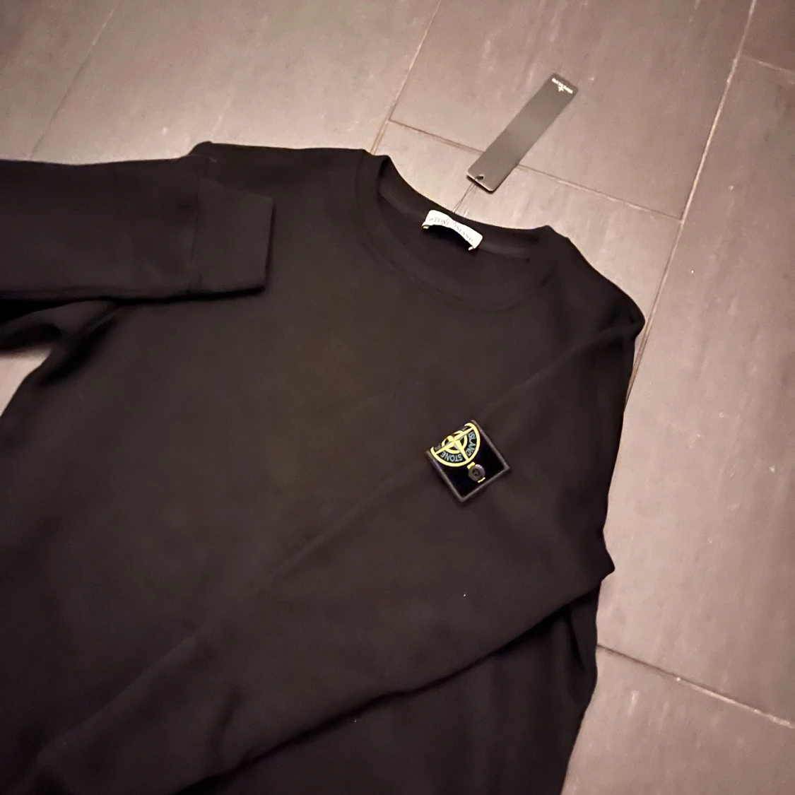Svart sweatshirt från Stone Island - 2