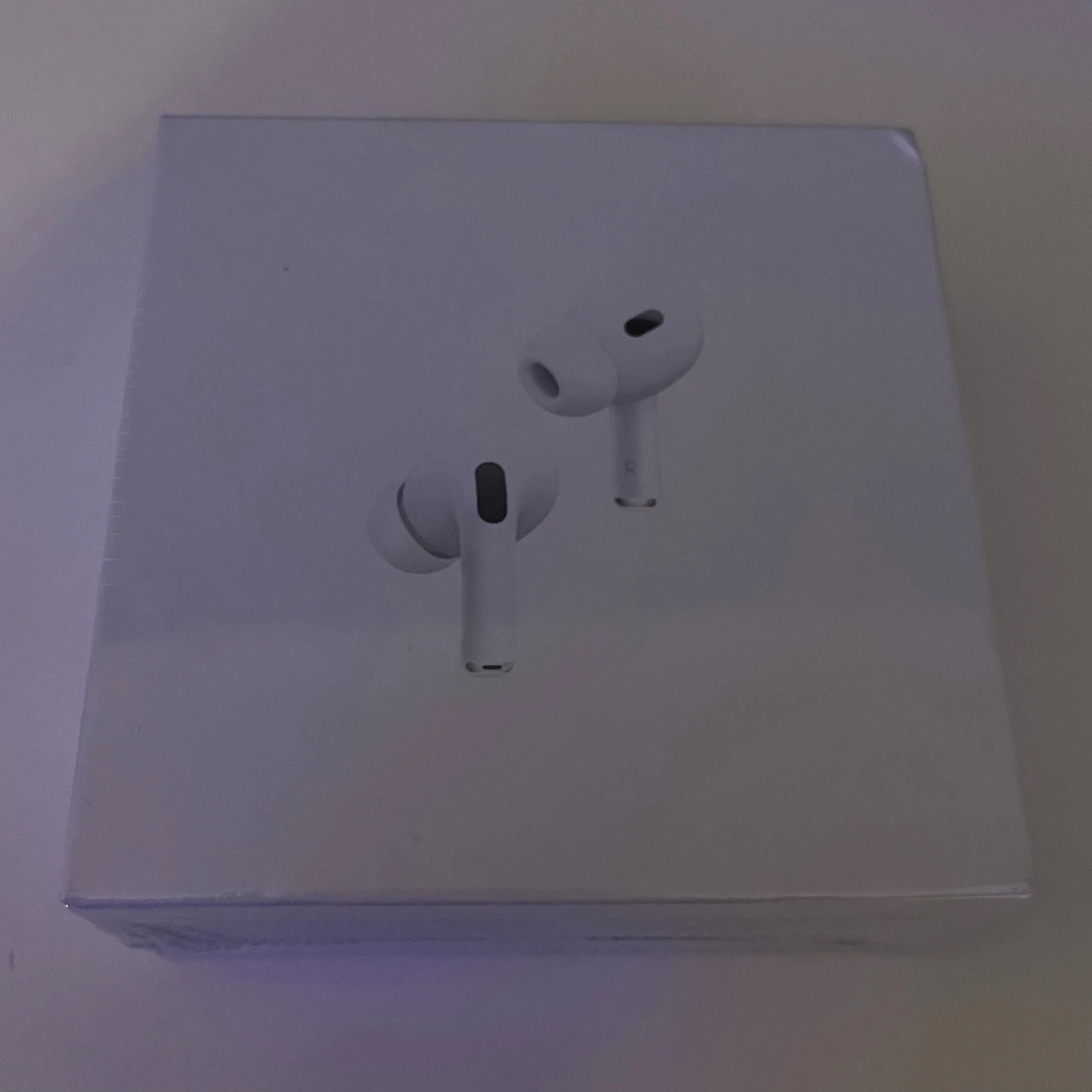AirPods Pro (2nd generation) with MagSafe Charging Case (USB-C)