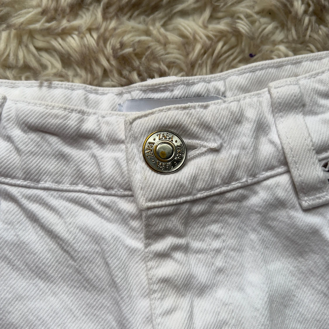 Vita wide jeans från Zara, strl 36 - 4