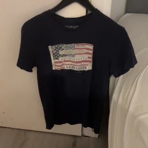 Denim supply T-shirt  - Bra skick storlek s