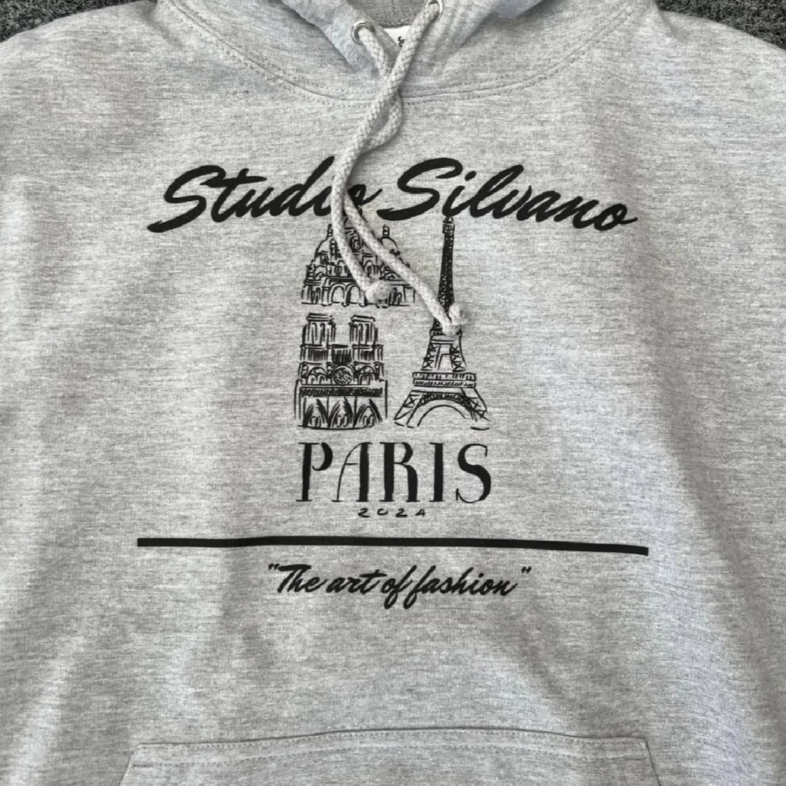 Grå hoodie Studio Silvano Paris - 2