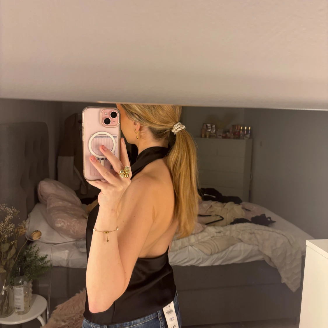 Svart halterneck topp från Zara - 1