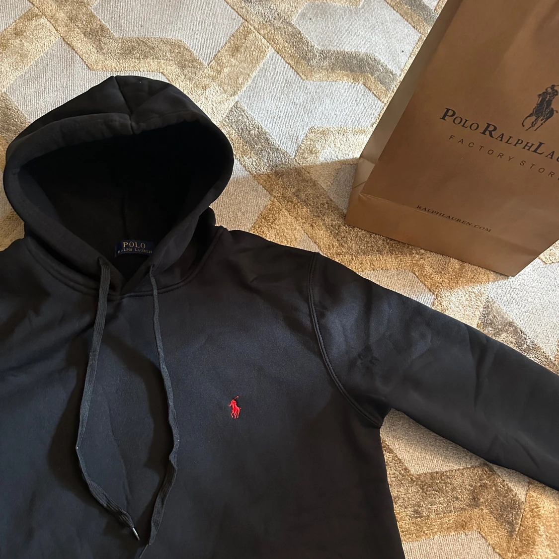 Svart hoodie från Polo Ralph Lauren - 1