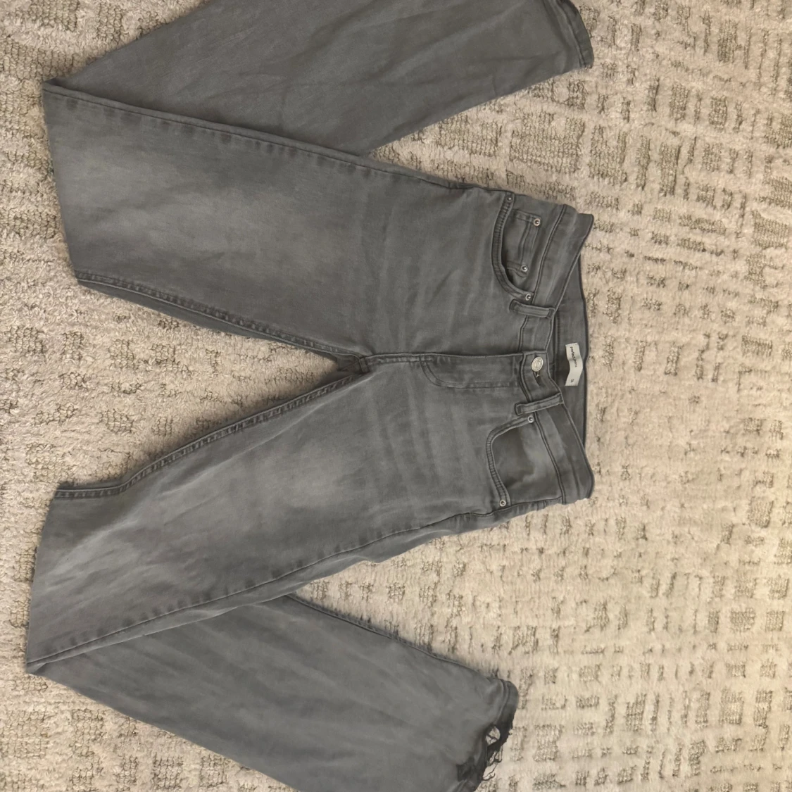 Grå bootcut jeans - 3