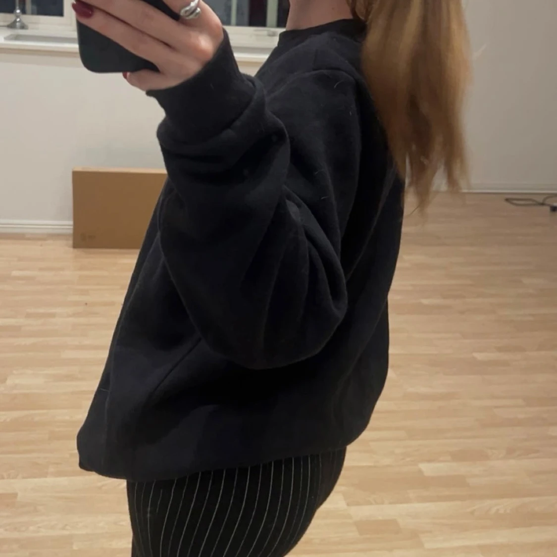 Svart sweatshirt från Frank Dandy - 2