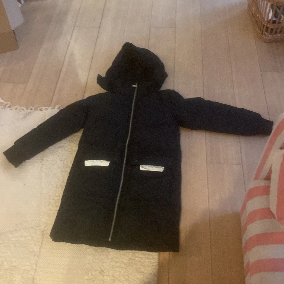 Svart lång pufferjacka Everest