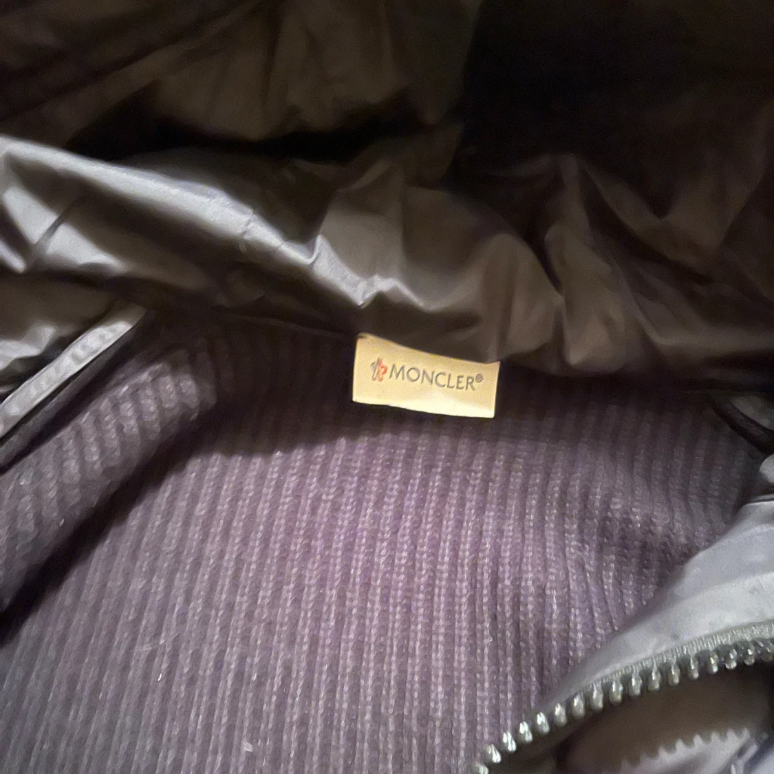 Svart hybridjacka från Moncler - 3