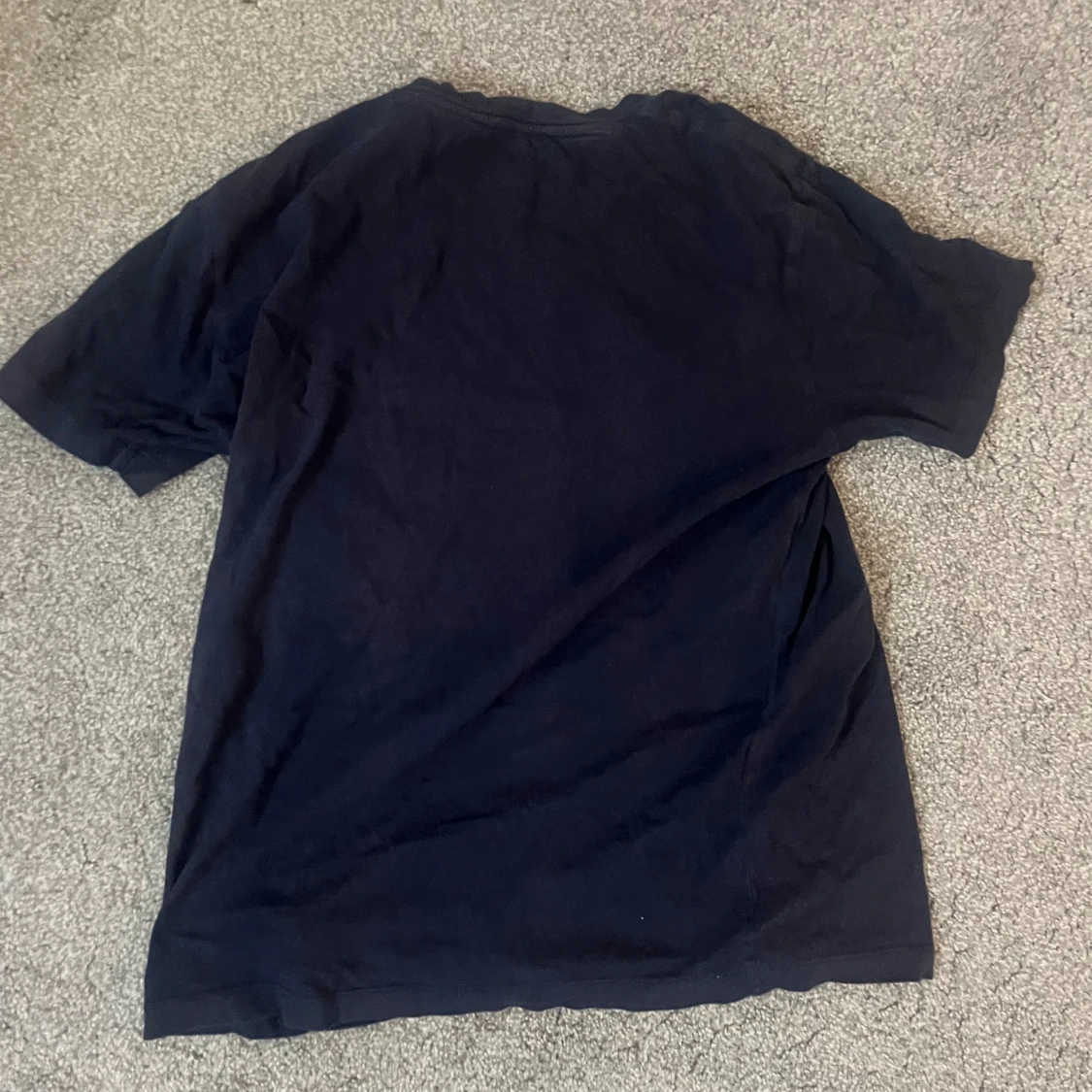 Mörkblå t-shirt från GANT - 1