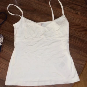 Nelly Linne - Nelly linne i storlek XS