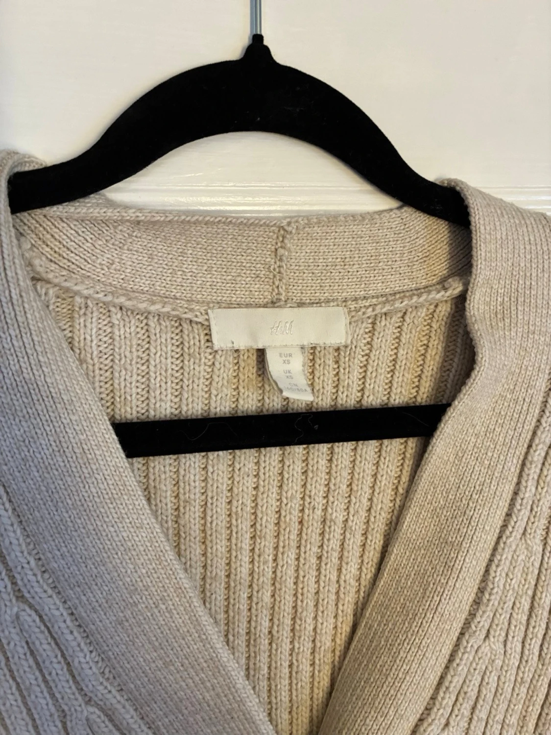 Beige ribbstickad kofta från H&M - 1