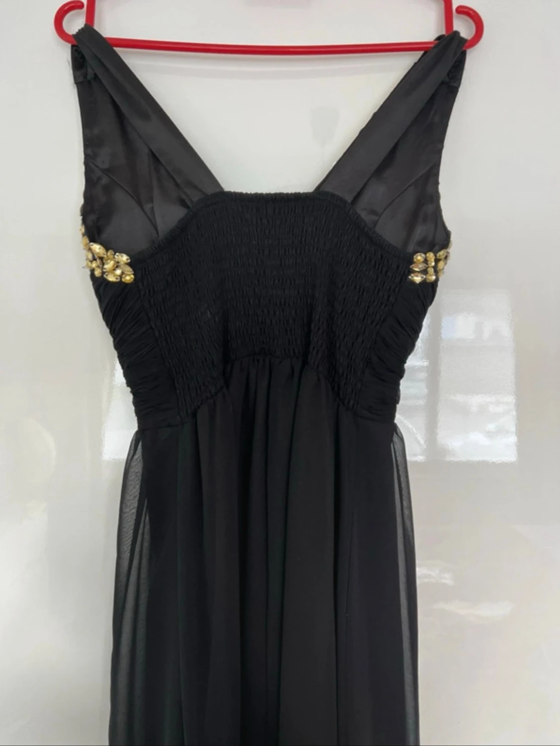 Svart långklänning med guldstenar - 3