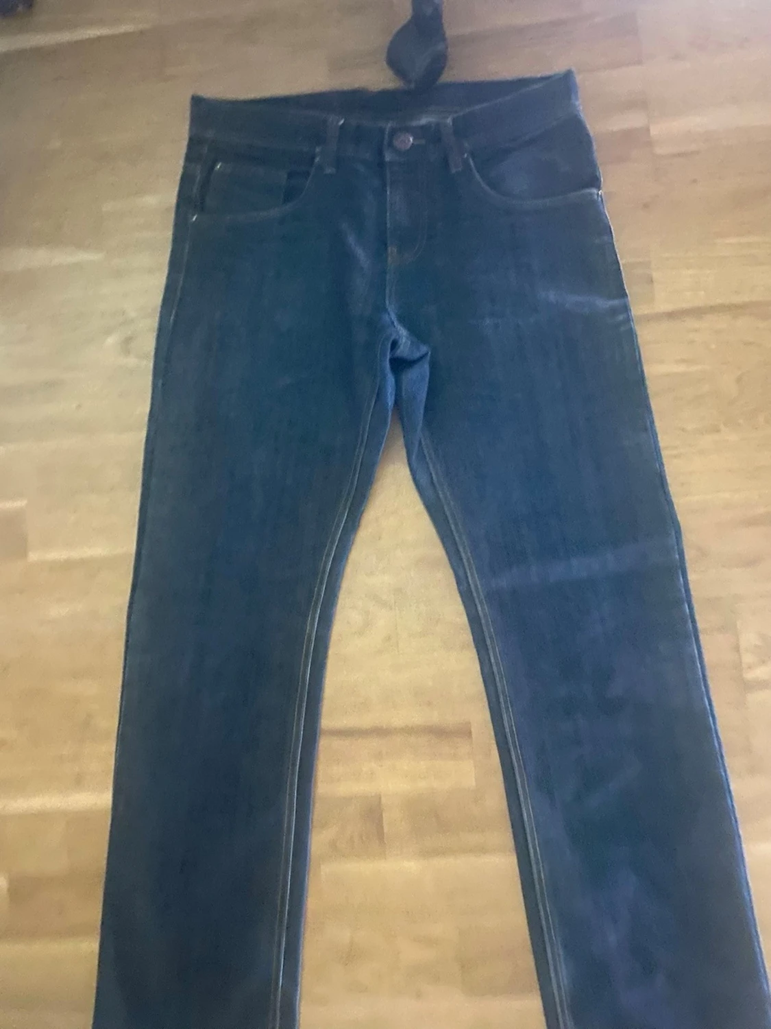 Mörkblå raka jeans - 2