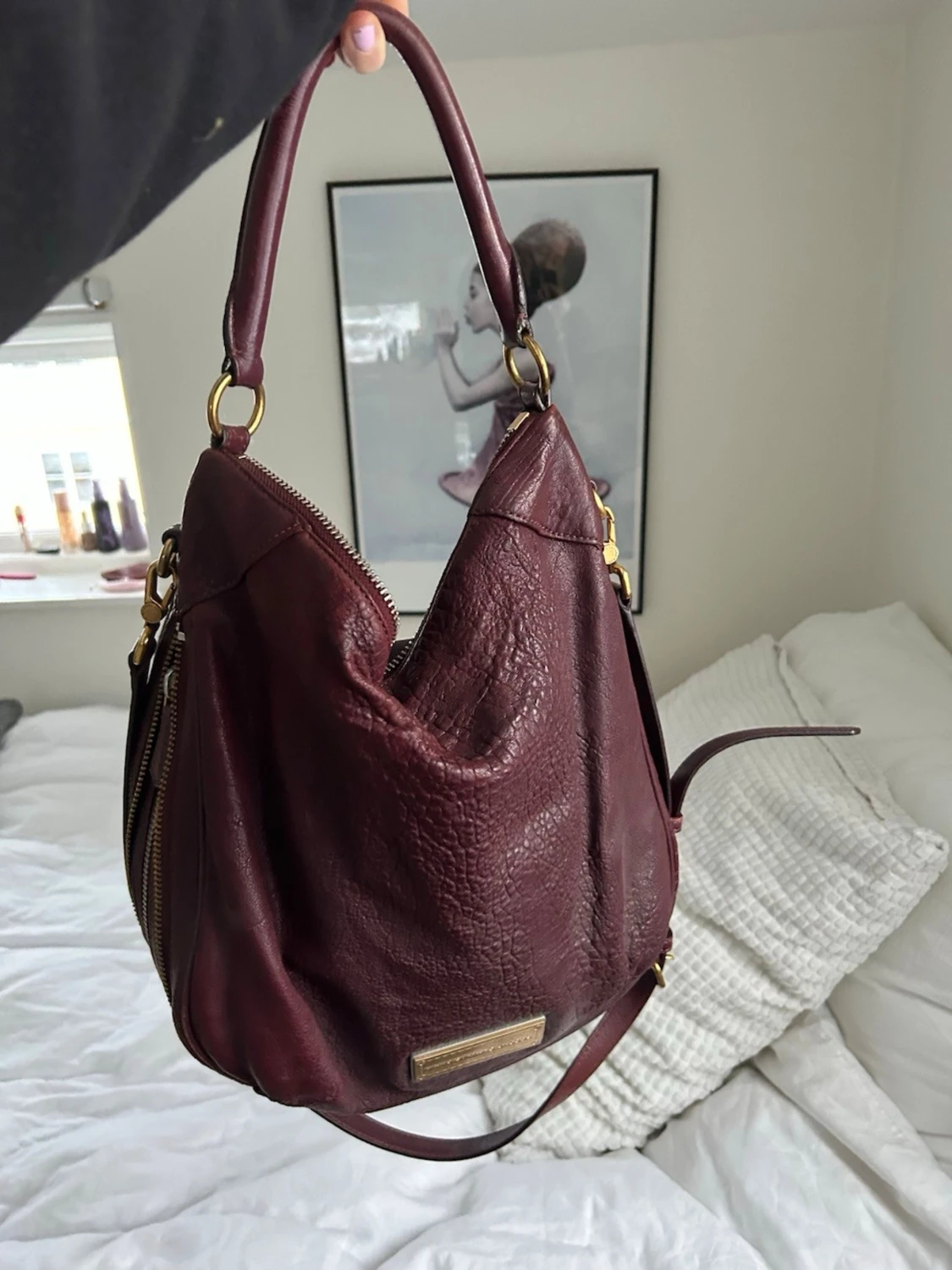 Vinröd axelväska från Marc by Marc Jacobs