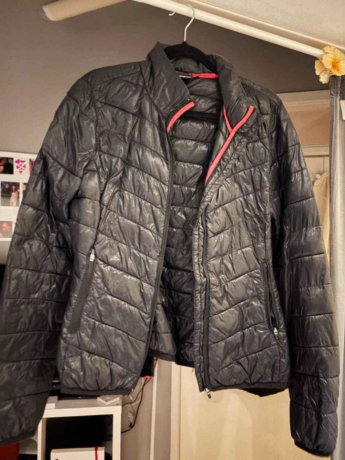 Svart pufferjacka - 1