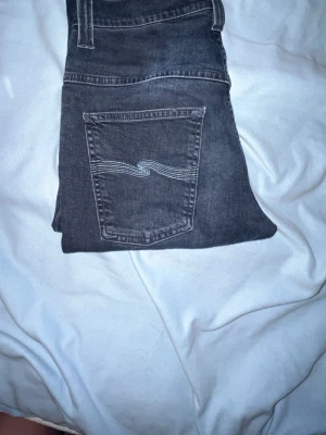 Nudie jeans  - 10-10 sick 31-34