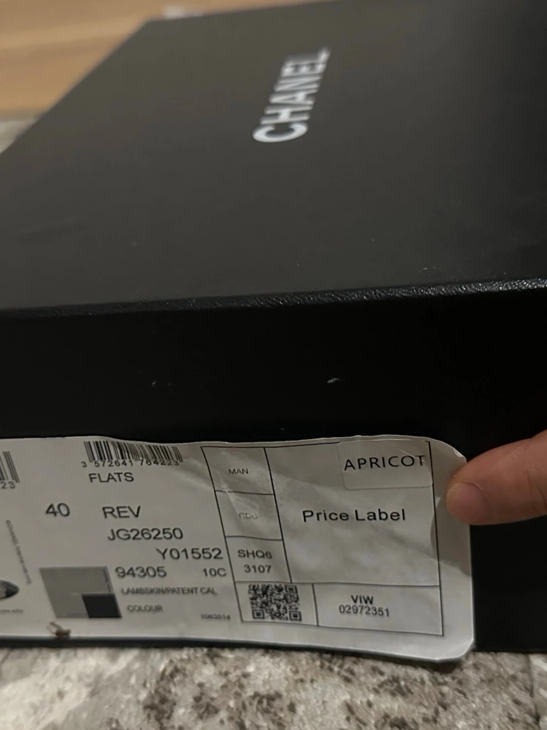 Beige och svarta ballerinaskor från Chanel - 3