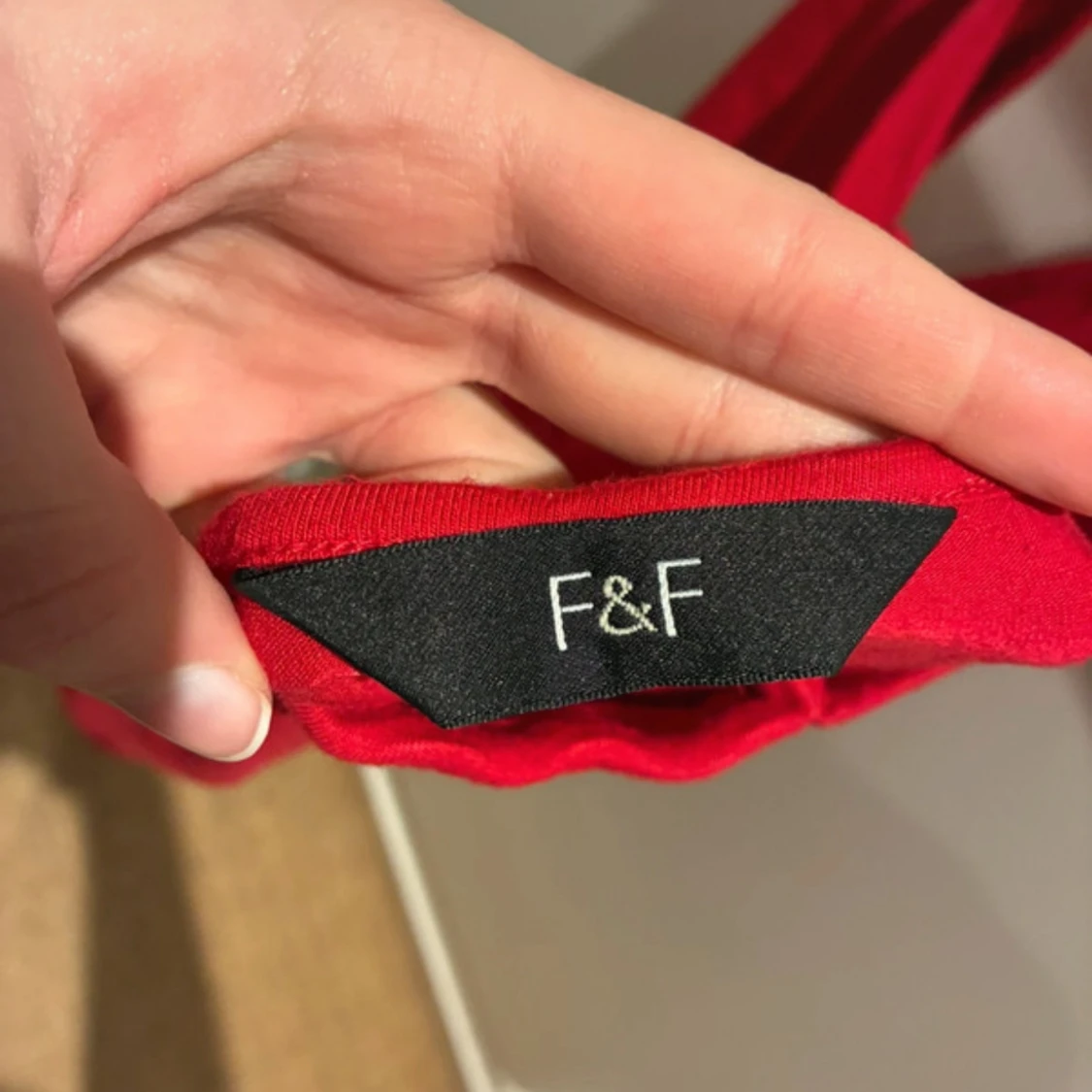 Röd halterneck topp - 2