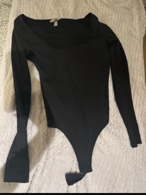 Långärmad body - Långärmad body från hm