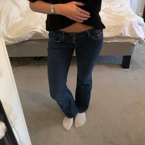 LTB jeans - Älskar dessa lågmidjade  bootcut jeans från LTB, säljer dem då dom är lite för små för mig men verkligen så så fina. Jag är 164cm💓💓