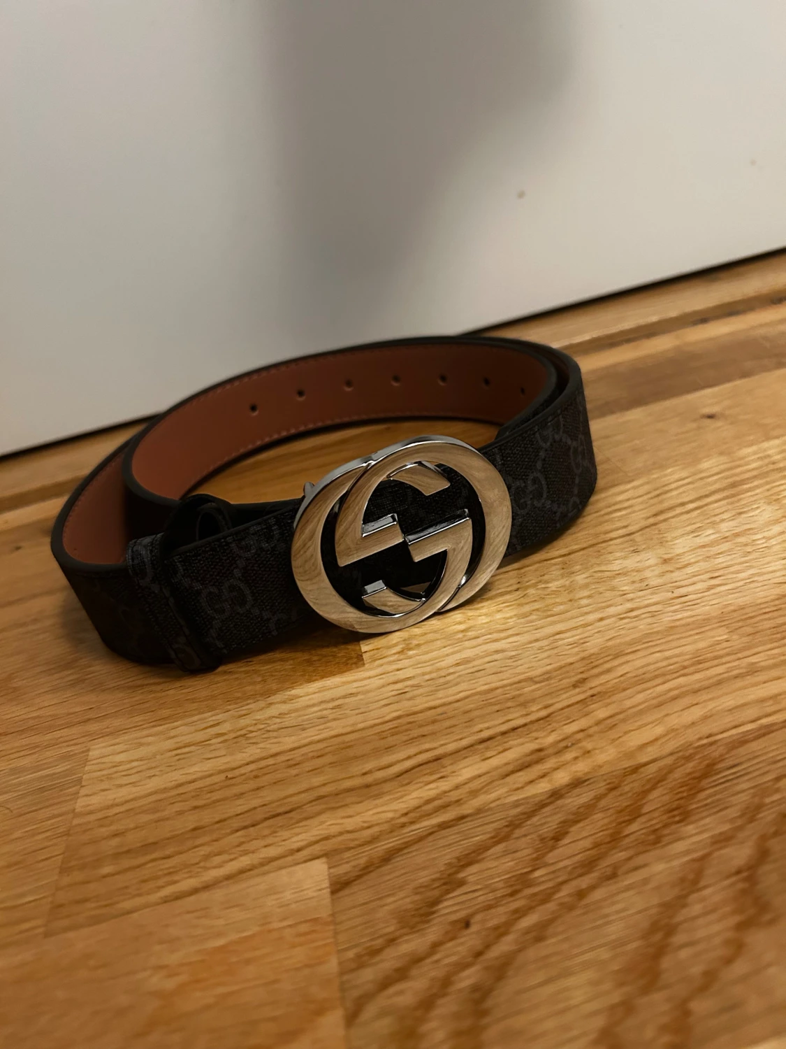 Svart bälte med silver spänne - 2