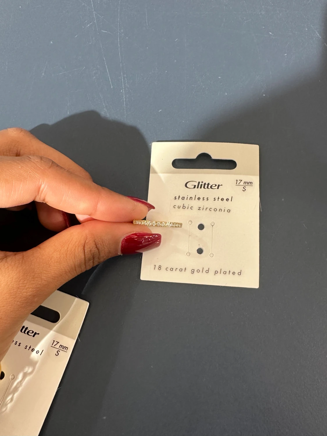 Glittrig guldring  - 3