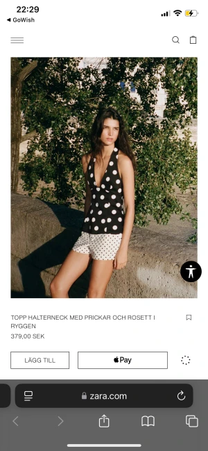 SÖKER!!! Svart halterneck topp med vita prickar från Zara - SÖKER xs eller s 