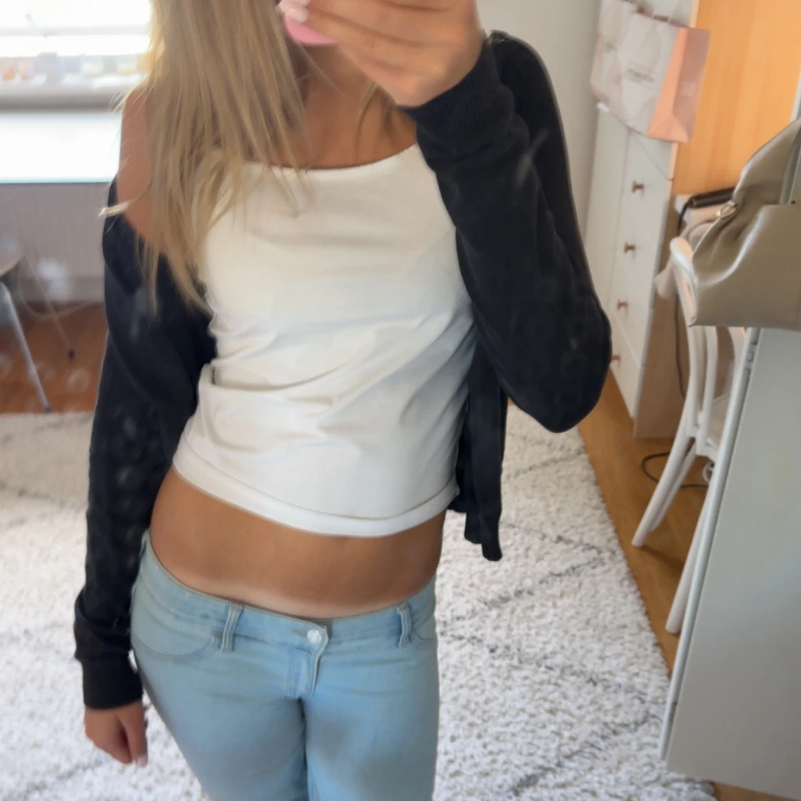 Svart kofta med knappar, långärmad