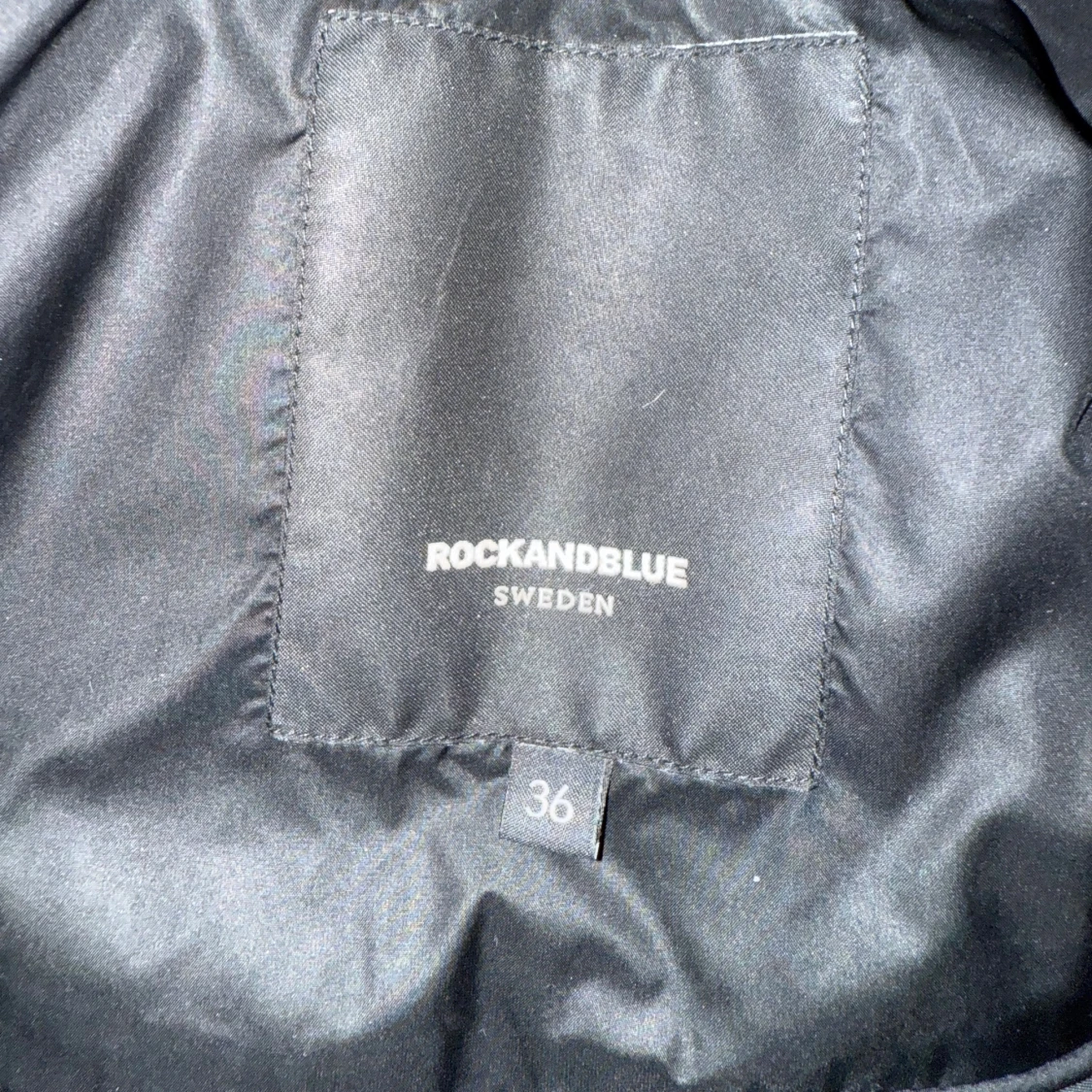 Svart pufferjacka Rockandblue med riktig päls  - 2