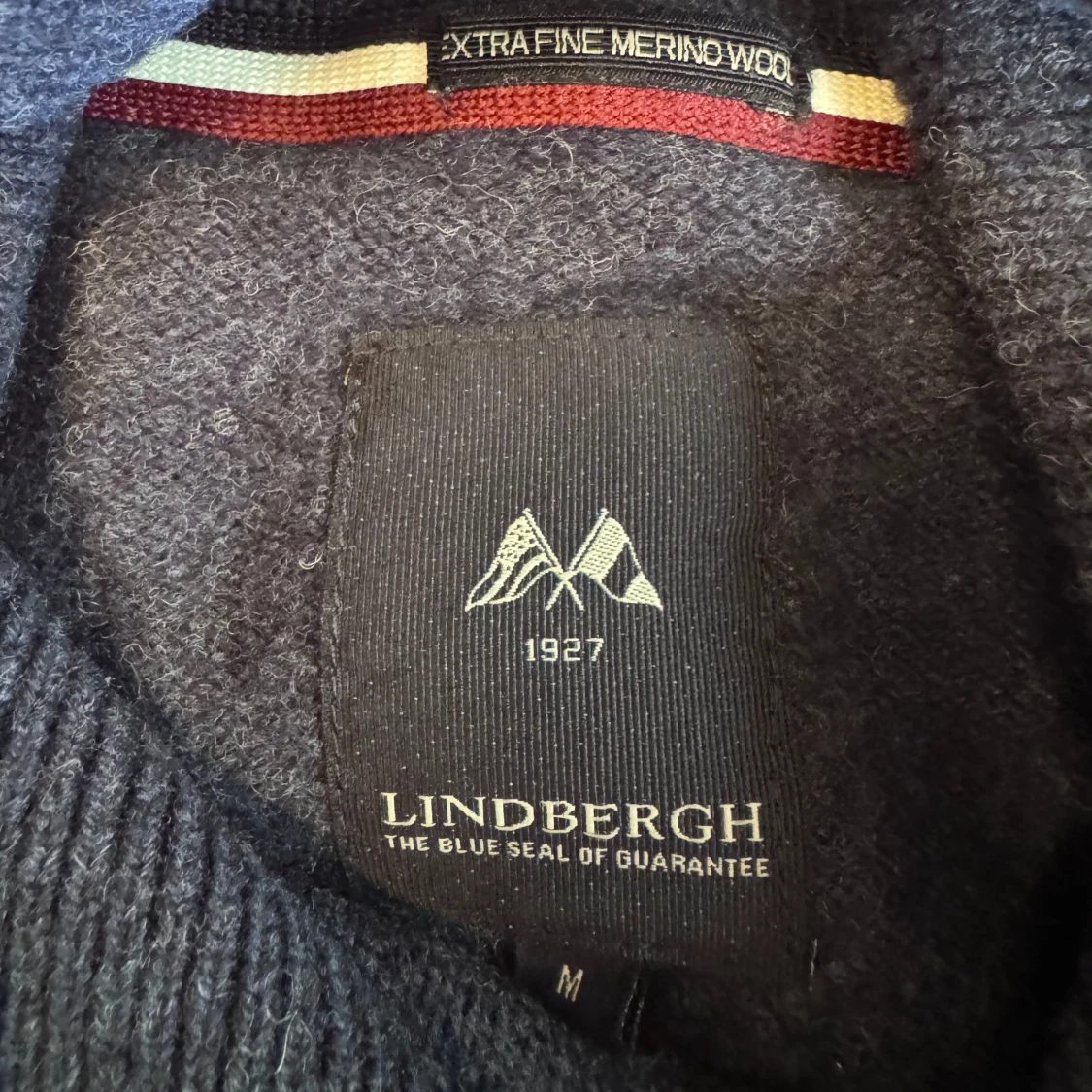 Lindbergh  kofta i 100% merinoull, mörkblå, strl M - 2