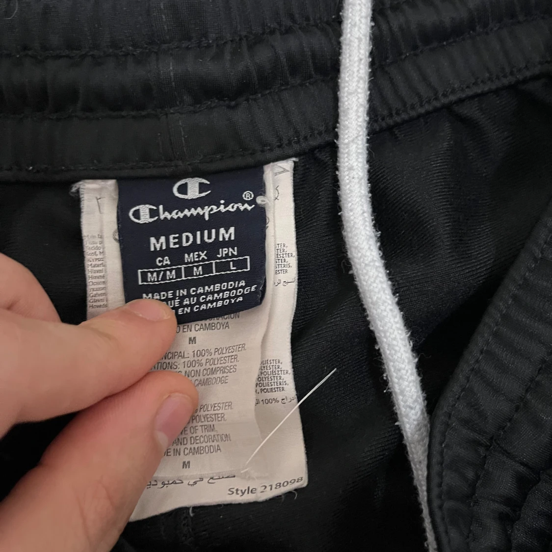 Två Champion byxor  - 3