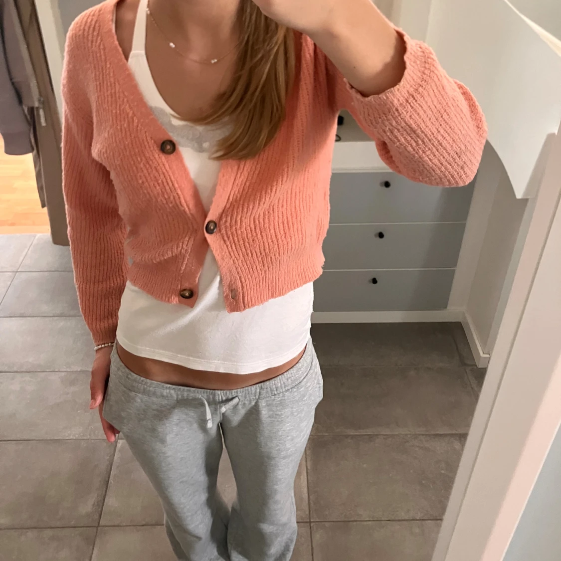 Persikofärgad kofta från 157 - 1