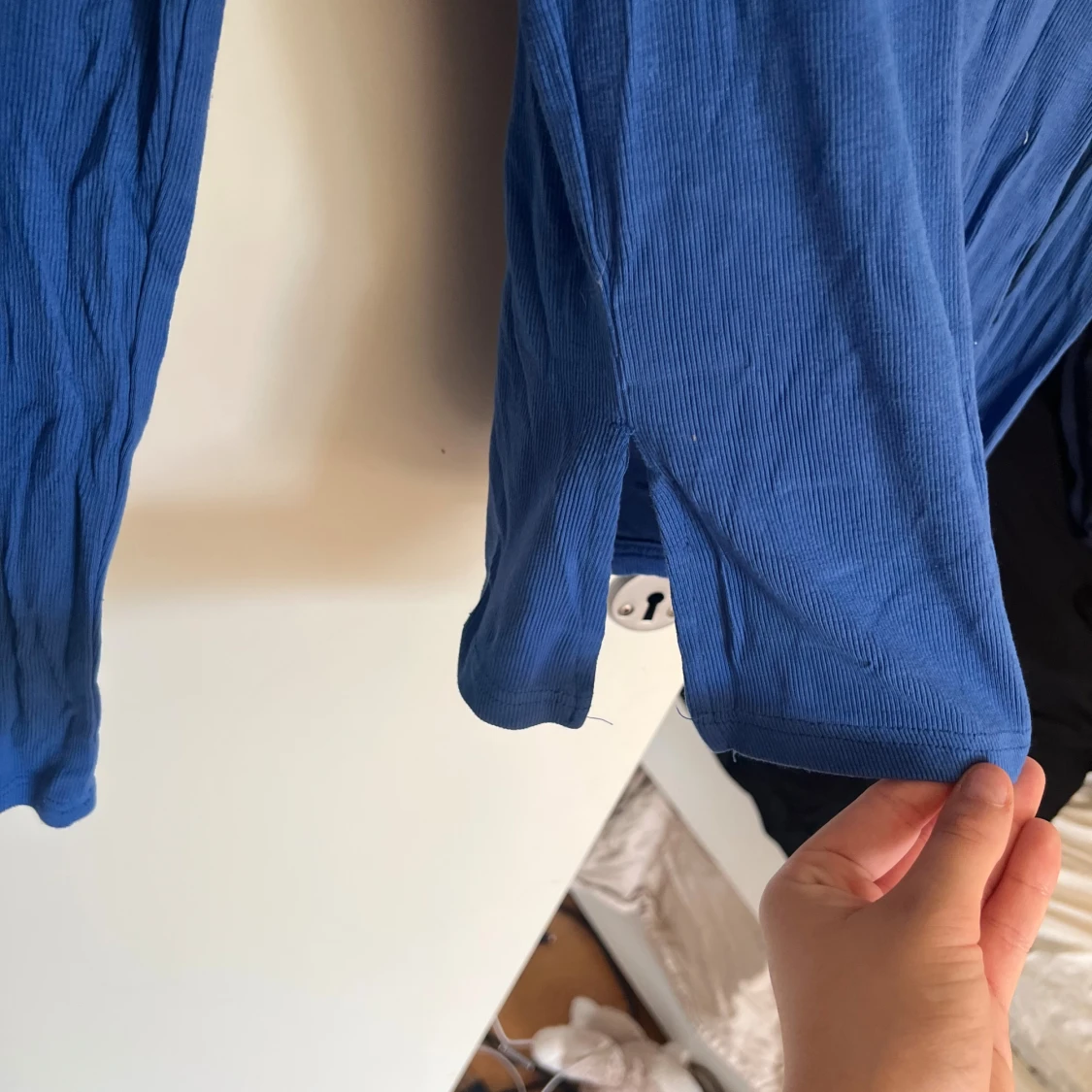 Blå ribbad långärmad tröja - 2