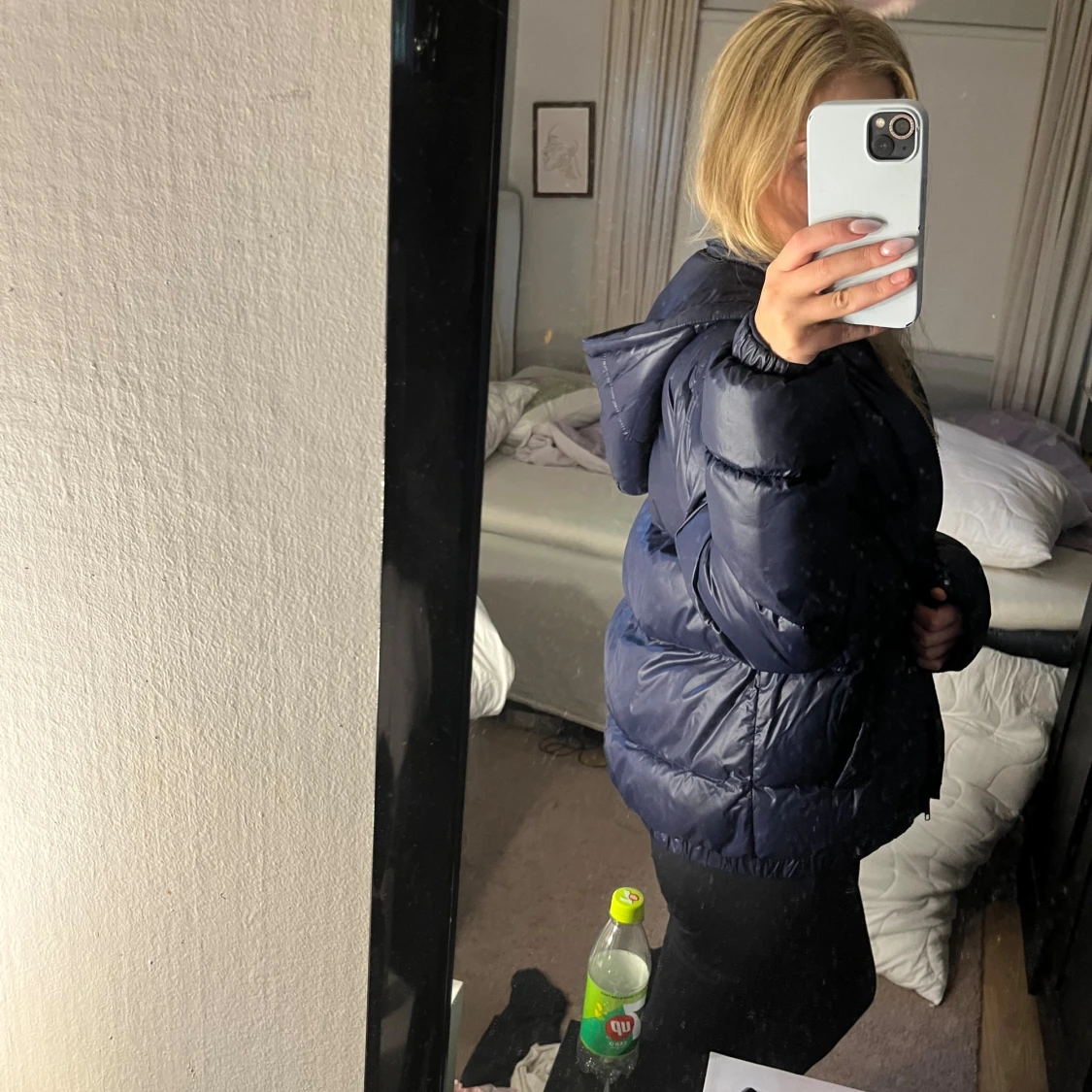 Mörkblå pufferjacka från DesignbyAmor - 1