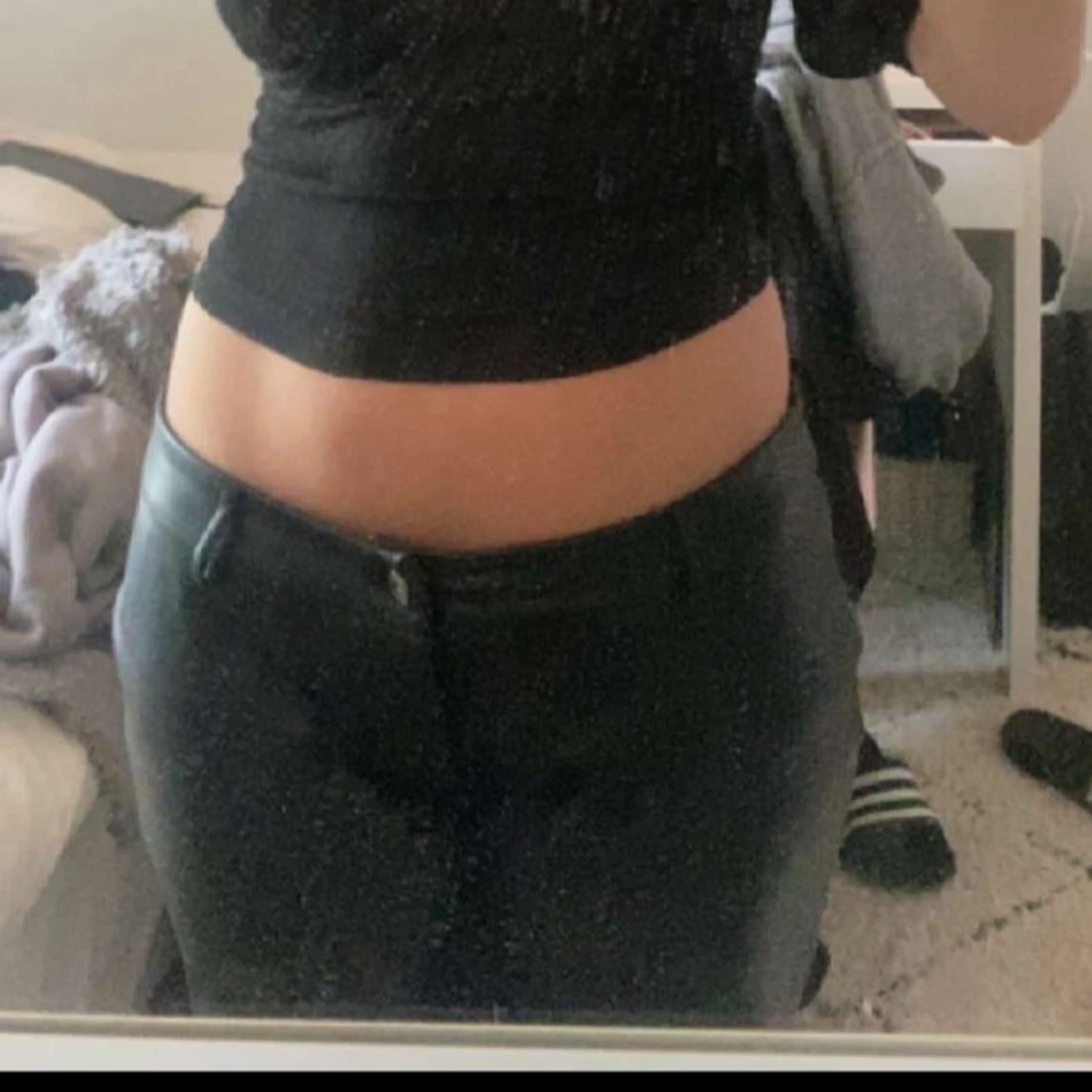 Lågmidjade Skinnbyxor  - 1