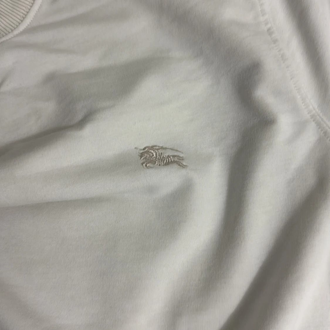 Vit Burberry sweatshirt med rutiga detaljer - 1