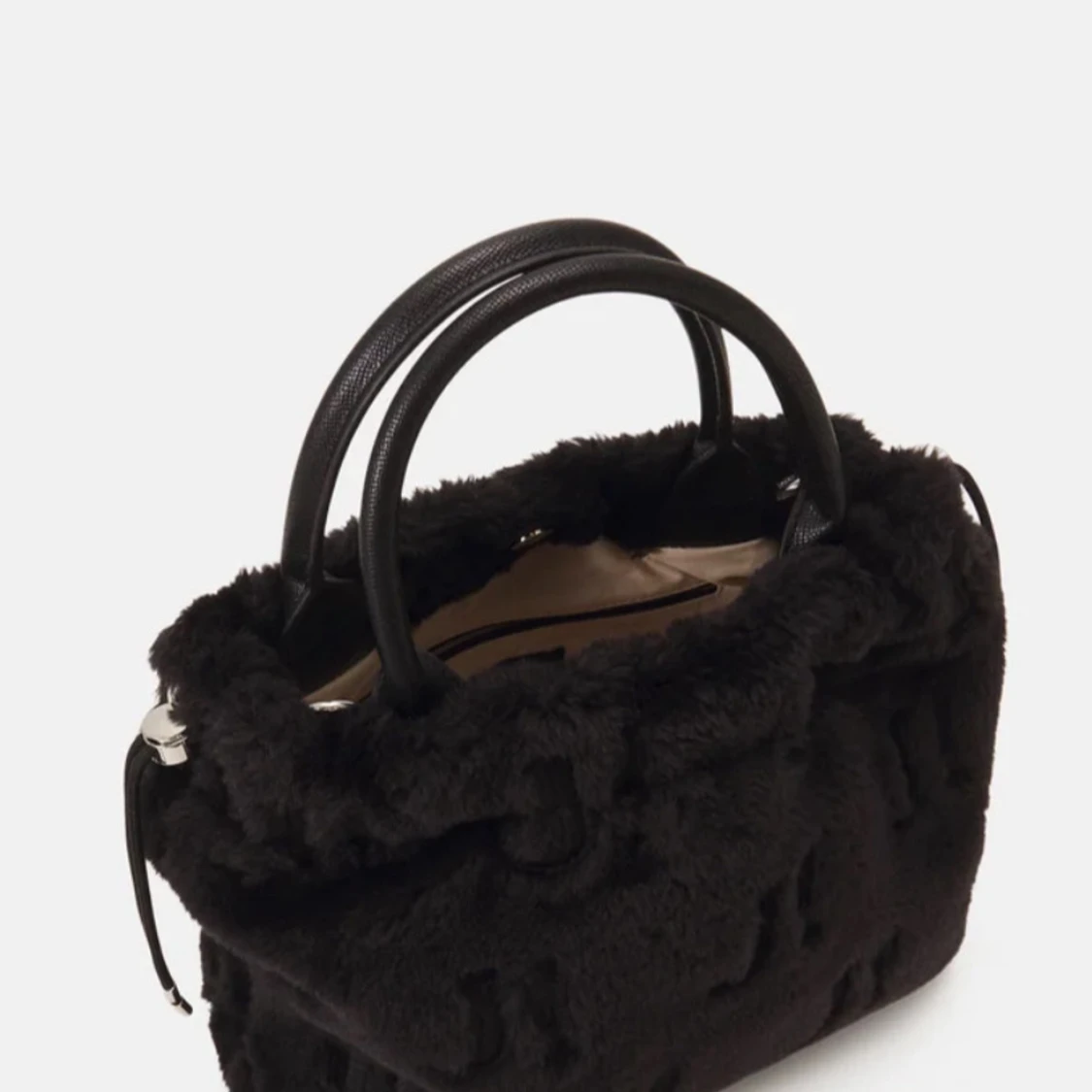 Svart pälsig Joop! väska  - 1