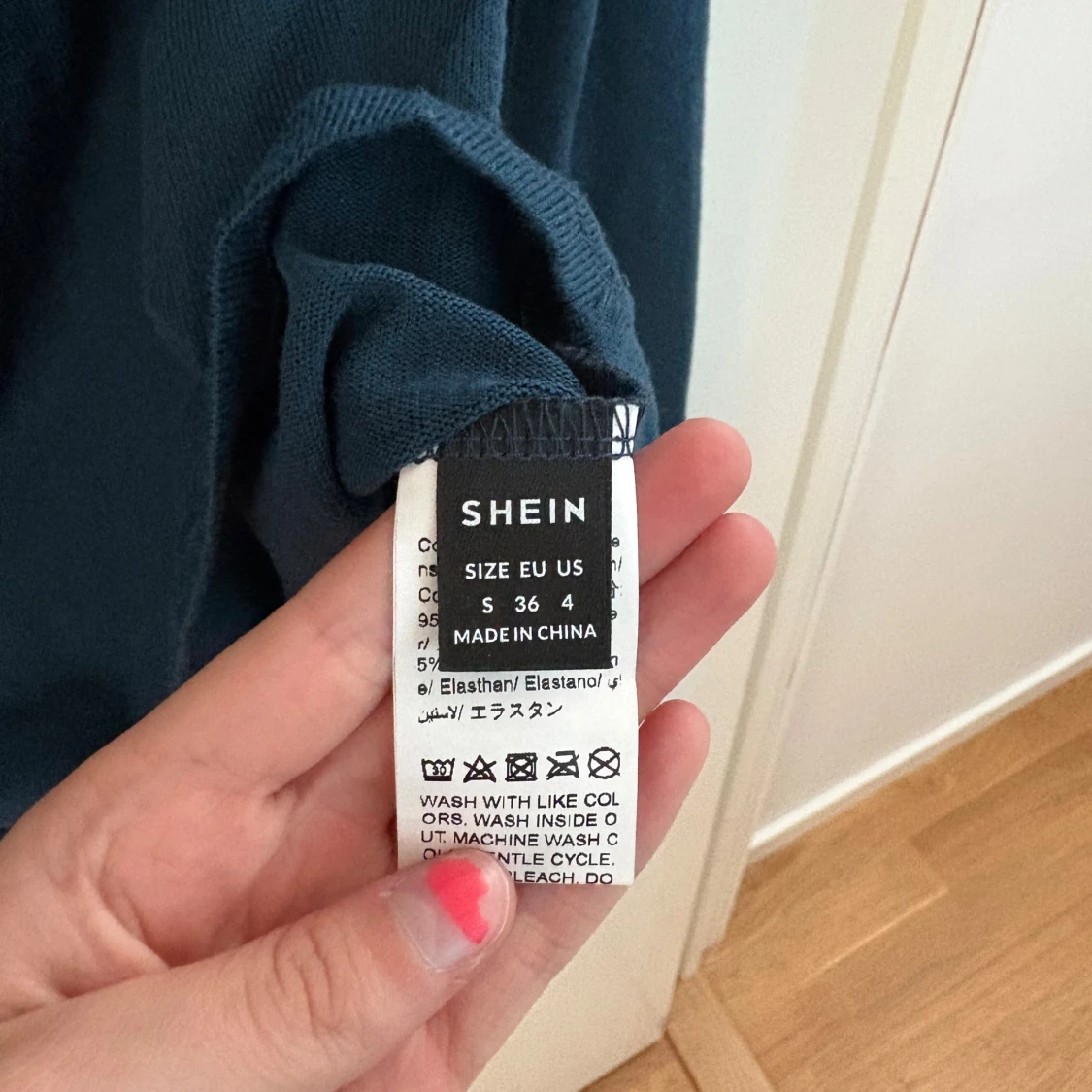 Mörkblå långärmad topp - 3